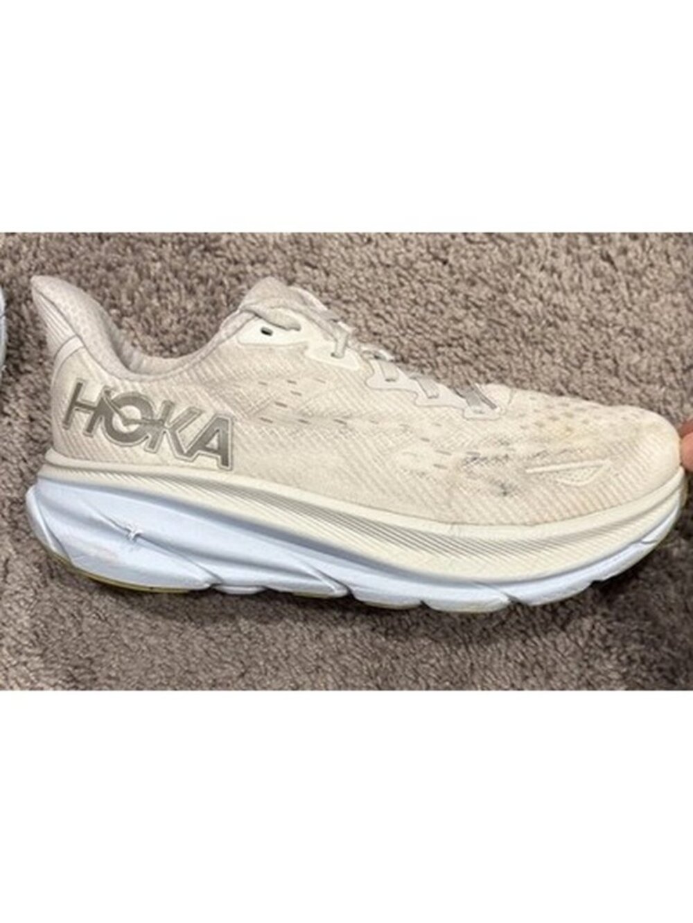 Hoka One One Clifton 9 Women's Size 8.5B Running Shoes NCIW White Sneakers